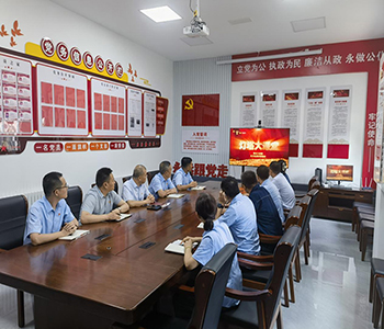 济宁嘉祥公用供热有限公司党支部 观看灯塔大课堂第五十四课
