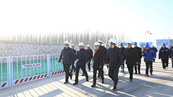 邓刚深入兖州高新区2×5万千瓦背压机组项目现场实地调研